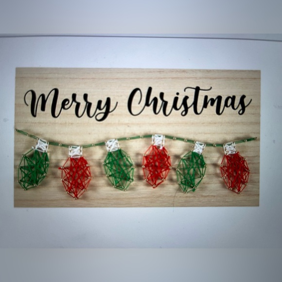 String art craft kit from Oriental Trading Company - Merry Christmas Lights - Picture 1 of 5